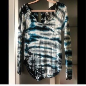 Young fabulous and broke the dye top